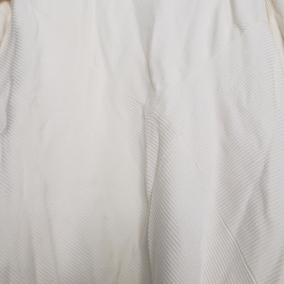 Sweater - Picture 5 of 5